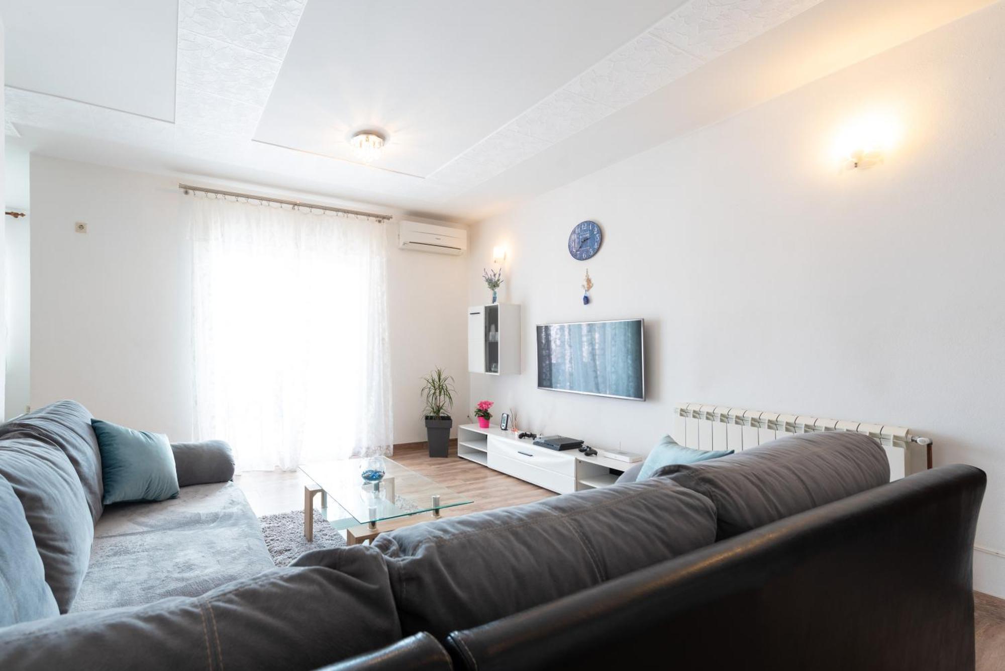 Luxury Apartment With Garden Jacuzzi And Wellness Trogir Exteriér fotografie